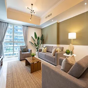 Appartamento Luxe Near Mall Burj Khalifa Pool Gym Parking, Dubai