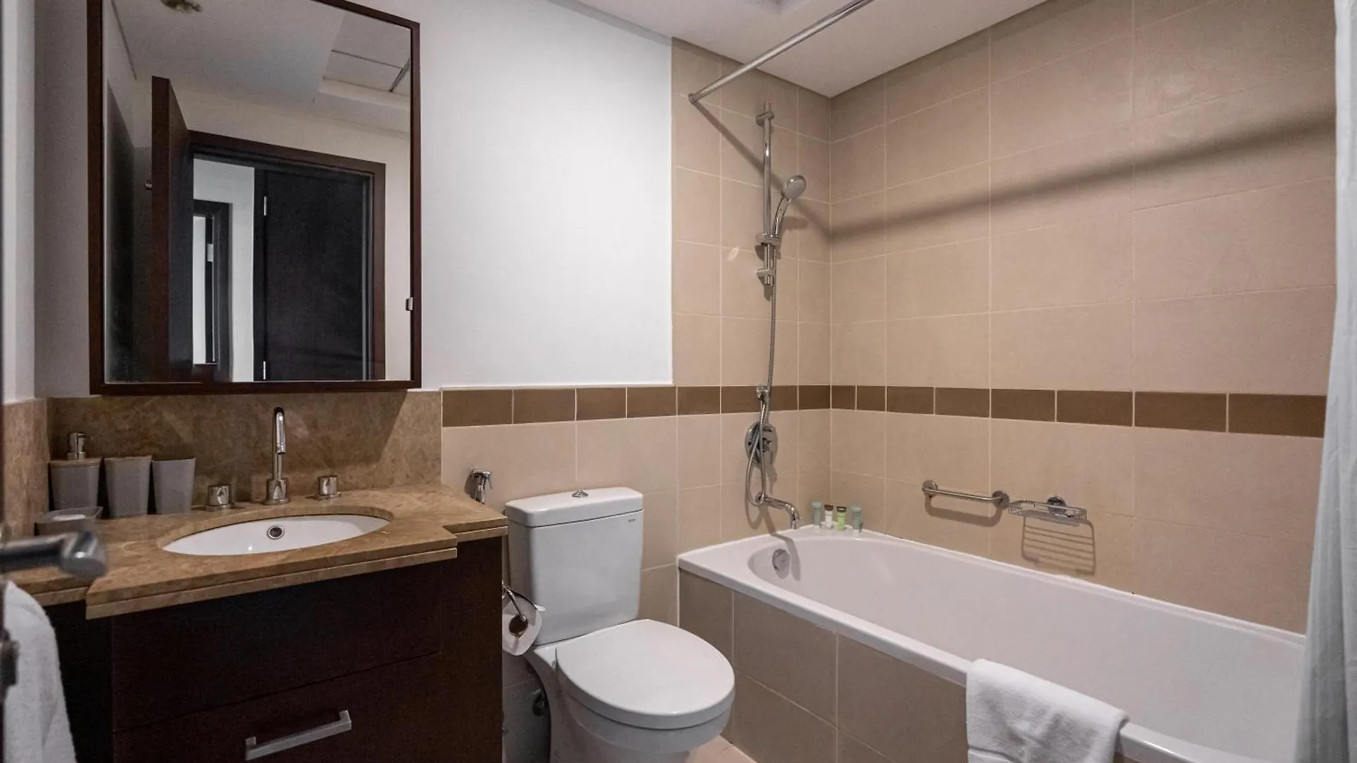 Bellavista - Glamorous - 2Br - 29 Boulevard - Burj Khalifa & Fountain View Dubai Apartment